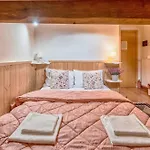 アパート Dolomiti 3 Bedrooms Parking 40 Min From Cortina アゴルド