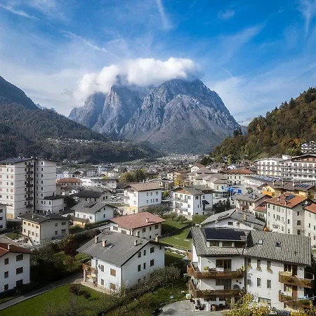 Dolomiti 3 Bedrooms Parking 40 Min From Cortina アゴルド